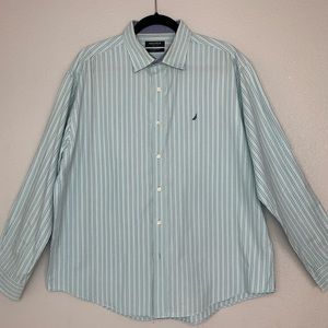 Nautica Classic Fit Button Dress Shirt Size 17 34/35